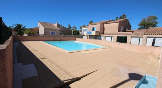 Belle villa plein sud, 4-6 couchages, en résidence avec piscine commune, Wifi fibre optique, 400m de la mer à PORTIRAGNES PLAGE LROND5