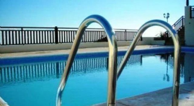 Christina Hill Top, Boek Hotel Peyia Paphos