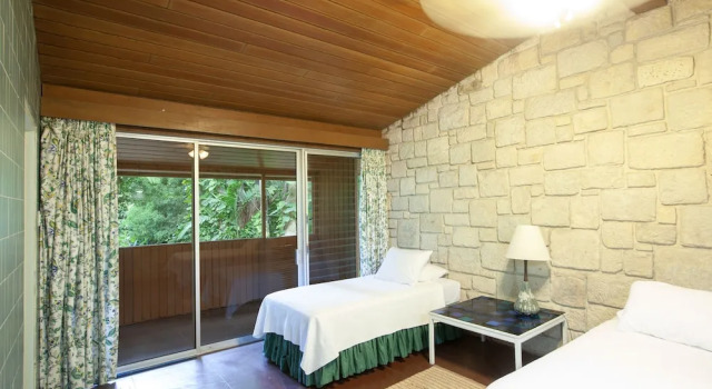 Вилла Frenchman's Cove Resort