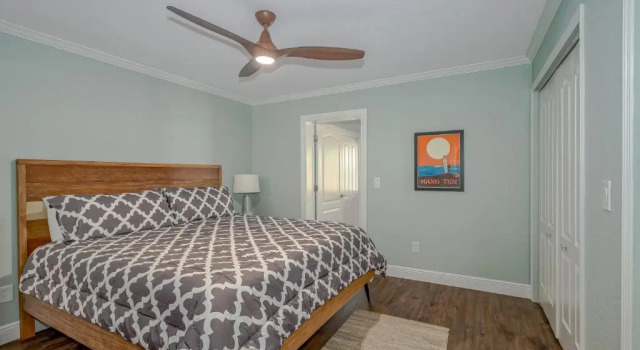 Charming Surf Bungalow Just 30 Seconds to the Beach!