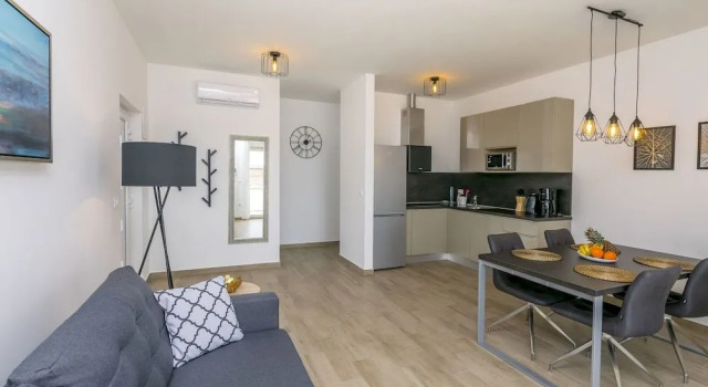 Apartment Dora, Забронировать Апартаменты/квартира Примоштен Шибеник