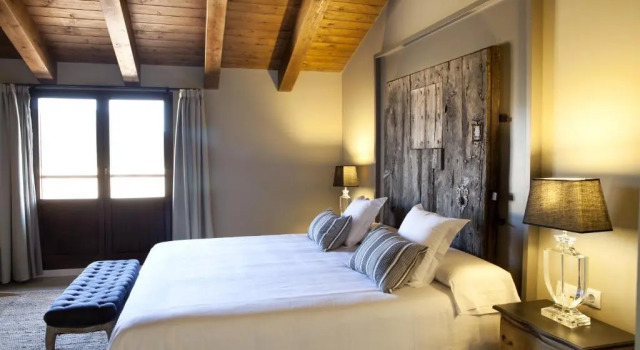 Полулюкс Hotel Mas De Cebrian