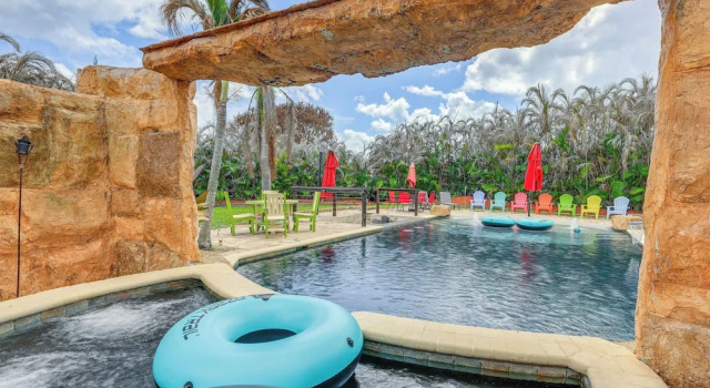 Вилла Pool & Spa: Spacious Port St Lucie Villa