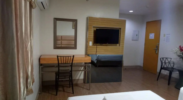 Двухместный номер Deluxe Meaco Royal Hotel - Batangas City