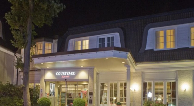 Courtyard by Marriott Hamburg Airport