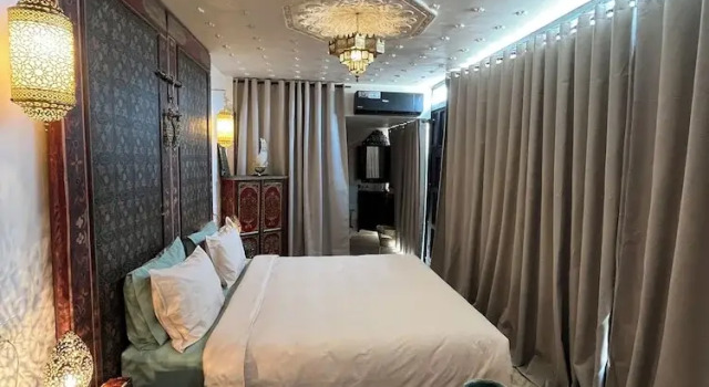Camera Standard Alibaba Riad