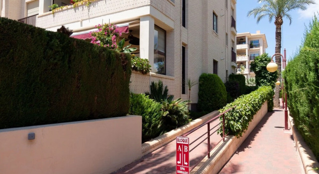 Apartamentos Albir Confort - Nuevo Golf, Забронировать Апартаменты/квартира Отели Альфас-дель-Пи с бассейном, Бассейн