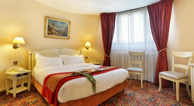 Двухместный номер Standard The Originals City Hotel Paix Republique