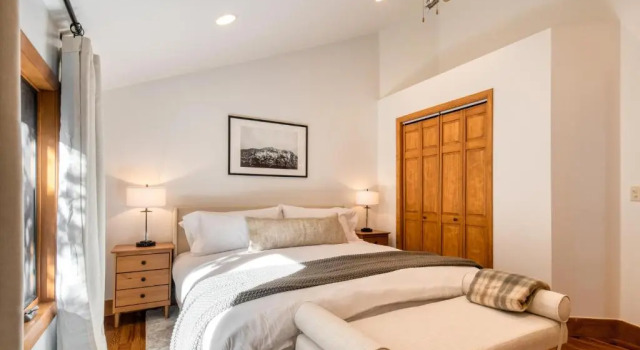 Silver Hollow by AvantStay Gorgeous Secluded Park City Home w Hot Tub and Pine Tree Views, Varaa Lomakoti Summit Park 