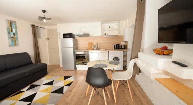 Студия Dominici 3 - CahorsCityStay-Parking WIFI NETFLIX