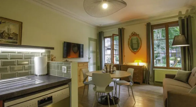 Appartement Troyes, 2 pièces, 2 personnes - FR-1-543-214, Забронировать Апартаменты/квартира Отели Труа с парковкой, рядом с Театр Madeleine, Парковка