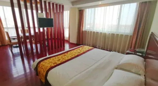 Люкс GreenTree Inn Taicang Liuhe Passenger Station Express Hotel