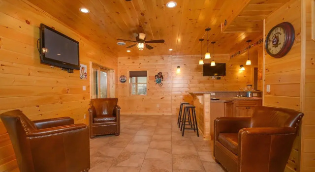 Man Haus 4 Bedroom House, Varaa Hotelli Hotellit Maryland pysäköinnillä, Pysäköinti