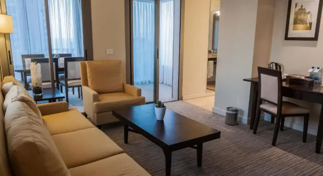 Люкс с видом на море The Parisian Hotel