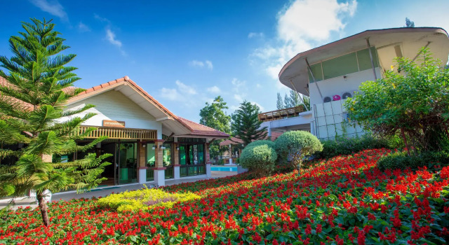 Коттедж Thongsathit Hill Resort Khao Yai