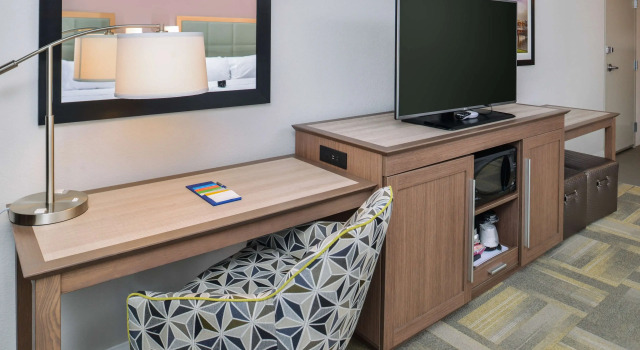 Hampton Inn and Suites Altoona-Des Moines by Hilton, Prenota Hotel Hotel a Iowa con piscina, Piscina