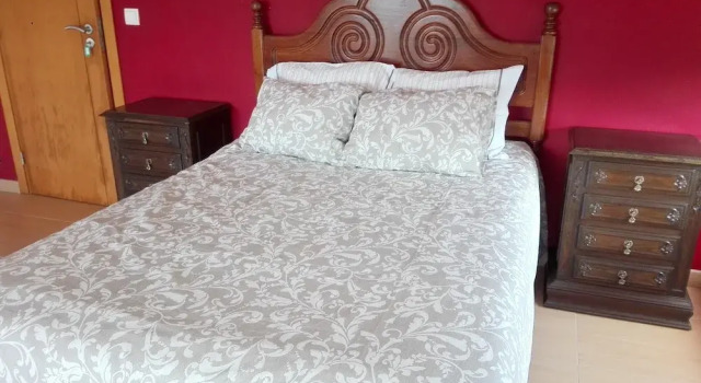 House With 3 Bedrooms in Cossourado, With Wonderful Mountain View, Enclosed Garden and Wifi Near the Beach, Boek Hotel Paredes de Coura 
