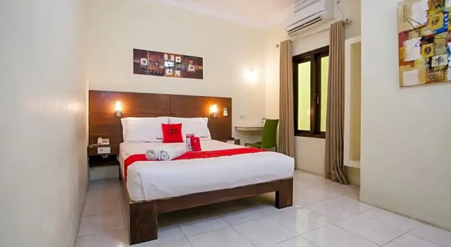 Habitación doble Estándar RedDoorz near Marvel City Mall