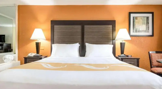 Двухместный номер Standard с балконом Quality Inn Creekside - Downtown Gatlinburg