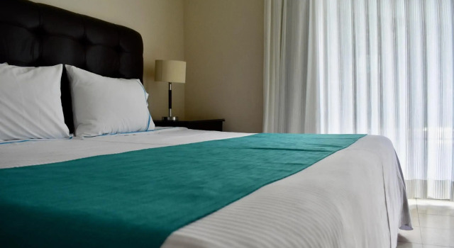Country Hotel & Suites, Rezerwuj Hotel Zapopan Jalisco