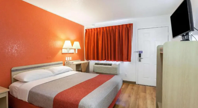 Двухместный номер Standard Motel 6 Sacramento, Ca - Downtown