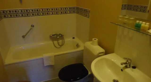 Семейный номер Standard Erasmus Hotel