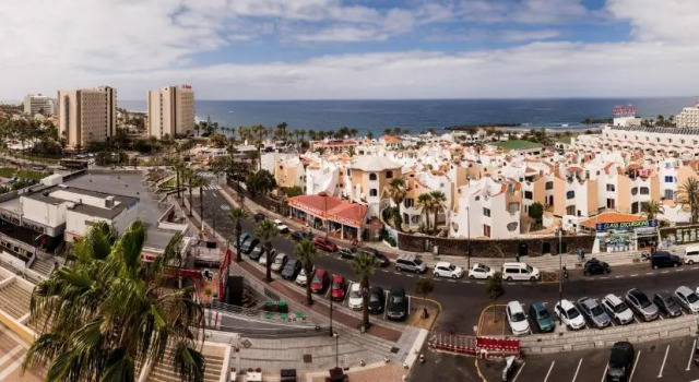 Apartment in the Center of las Americas La/56, Prenota Appartamento Hotel a Tenerife con piscina, Piscina