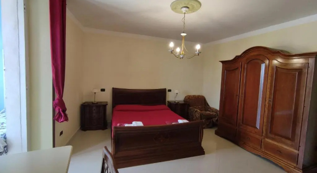 B&B Kirillos