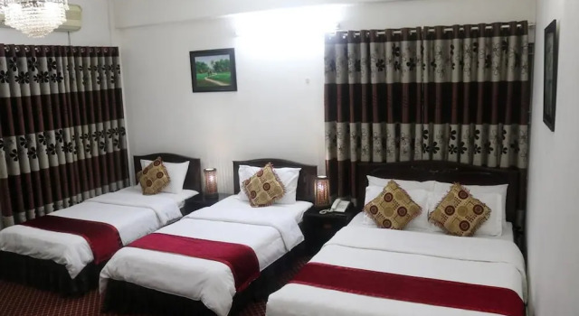 Четырёхместный номер Deluxe c 1 комнатой Hotel De Meridian Ltd