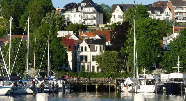 Апартаменты Stadtvilla mit Hafenpanorama