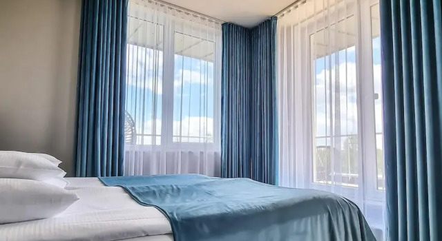 Полулюкс с балконом и с видом на озеро Hotel Moran & SPA
