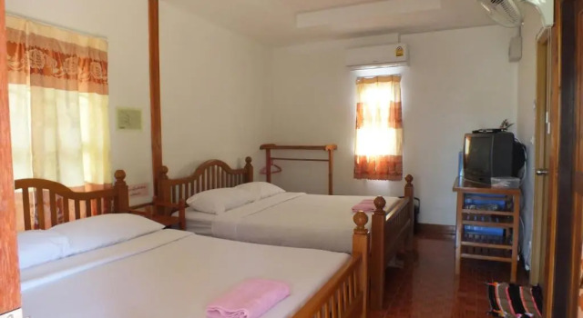 Бунгало с видом на сад Khao Kho Lucky Hill Resort