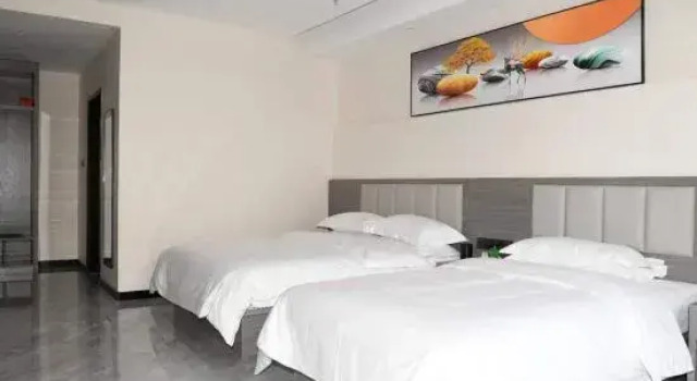 Люкс Deluxe Hanggin Banner Qiji Hotel