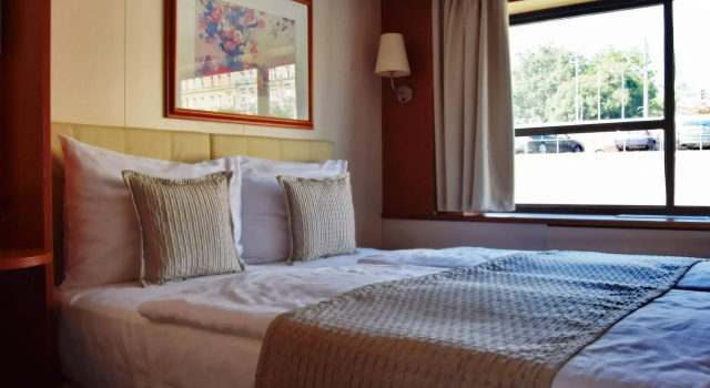 OnRiver Hotels - MS Cezanne, Забронировать Отель 02. Рожадомб Будапешт, рядом с Остров Маргит