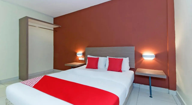 OYO 207 Nugraha Homestay