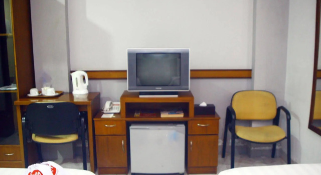 NIDA Rooms Colombo Komplek Karang Marang