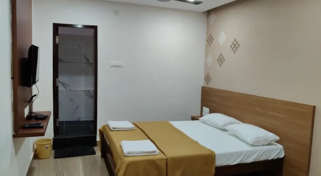 Номер Comfort Nandan Residency