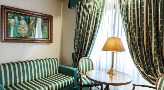 Четырёхместный полулюкс Grand Hotel Trento
