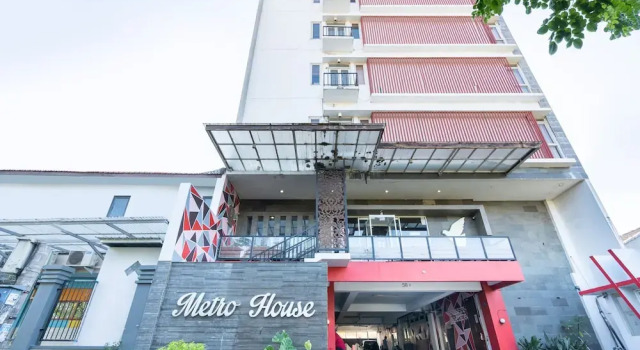 Flagship 91863 Metro House