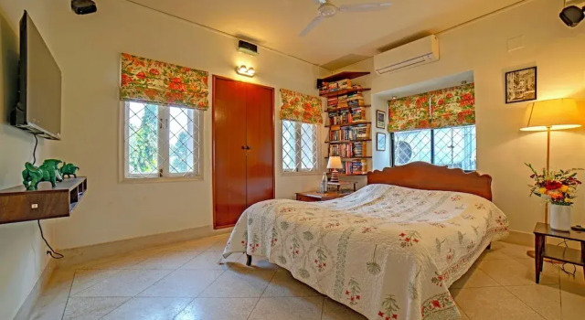 Номер Classic Yellowbrick - Calcuttas Freshest BnB