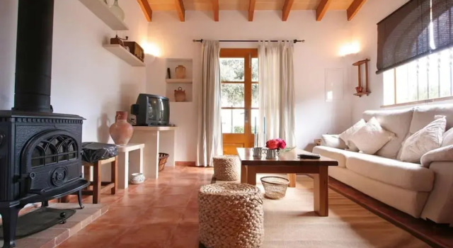 Villa - 3 Bedrooms with Pool, WiFi and Sea views - 103127, Rezerwuj Willa Hotele w Majorka z parkingiem, Parking