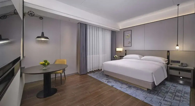 O podwyższonym standardzie dwuosobowy pokój Doubletree By Hilton Anshan