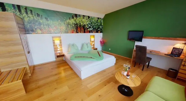 Люкс Weingut Bohrn Himmelbett