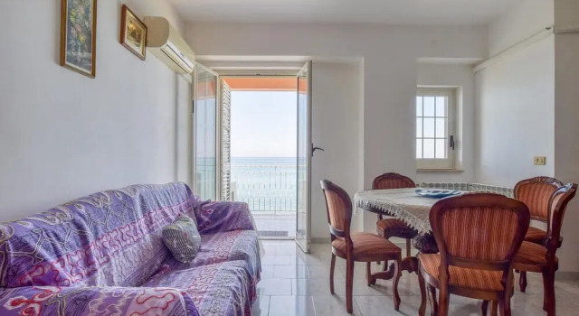 Beautiful Apartment in Marina di Caronia With 1 Bedrooms