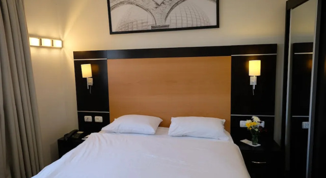Økonomi- dobbelt værelse med altan New Capitol Hotel - Jerusalem