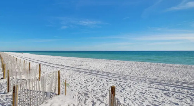 Апартаменты Destiny on the Sand by Avantstay Direct Beach Access! Bbq on Large Ocean Facing Patio