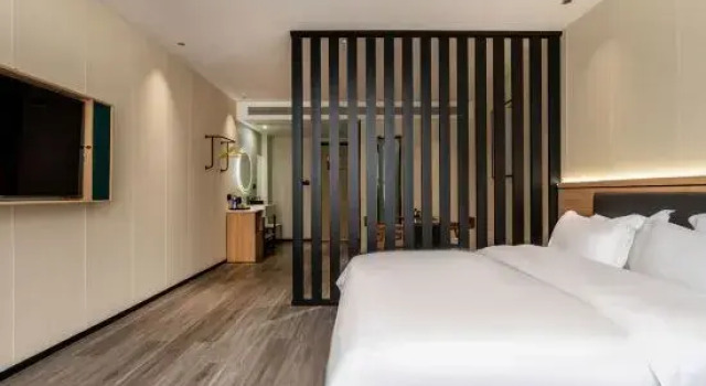 Люкс Deluxe Changee Hotel (Chongbai Jiangjin Shopping Mall Commercial Pedestrian Street)
