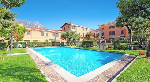 Апартаменты Bogliaco Lake Front