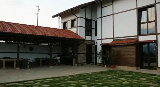 Milkana Hotel, Rezerwuj Hotel Gabrowo Gabrowo