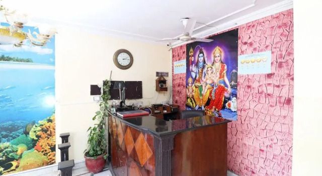 OYO 24421 Classic Hotel